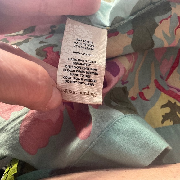 Soft Surroundings Cottagecore Button Down Tunic Shacket Floral Scattered 1X - Picture 7 of 8